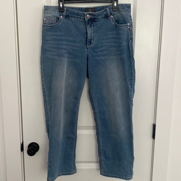 Chico's Denim - Chicos embellished crop jeans size 2.5 ( 14 )